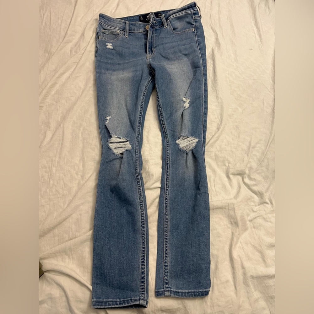 Hollister Women’s Mid-Rise Crop Super Skinny Jeans